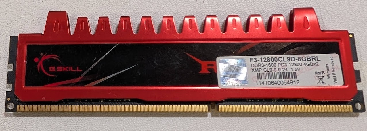 G.Skill Ripjaws 4GB DDR3 1600MHz PC3-12800 CL9 F3-12800CL9D-8GBRL RAM DIMM