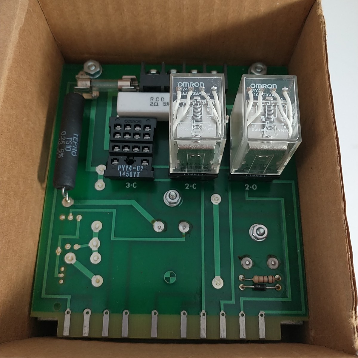 Montgomery Motherboard Green Main Circuit Board P-24172 Elevator 3 Relays NOB