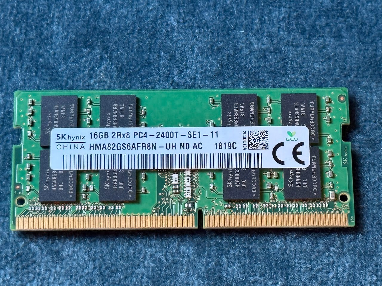 Hynix HMA82GS6AFR8N-UH 16GB DDR4-2400 SODIMM