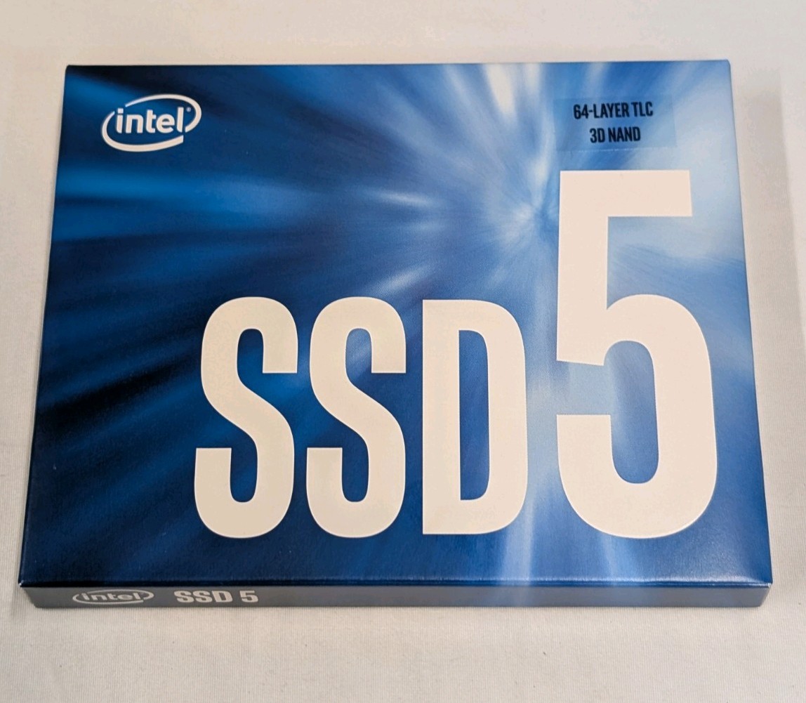 Intel 545s Series Solid State Drive, SATA III 2.5" 512GB SSD (SSDSC2KW512G8X1)