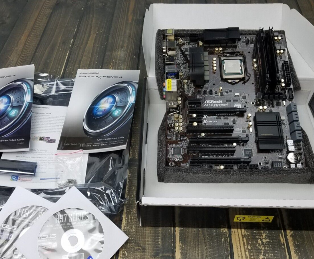 ASRock Z87 Extreme4 ATX Motherboard, Intel i5-4430 + 4Gx2 DDR3 with BOX **READ**