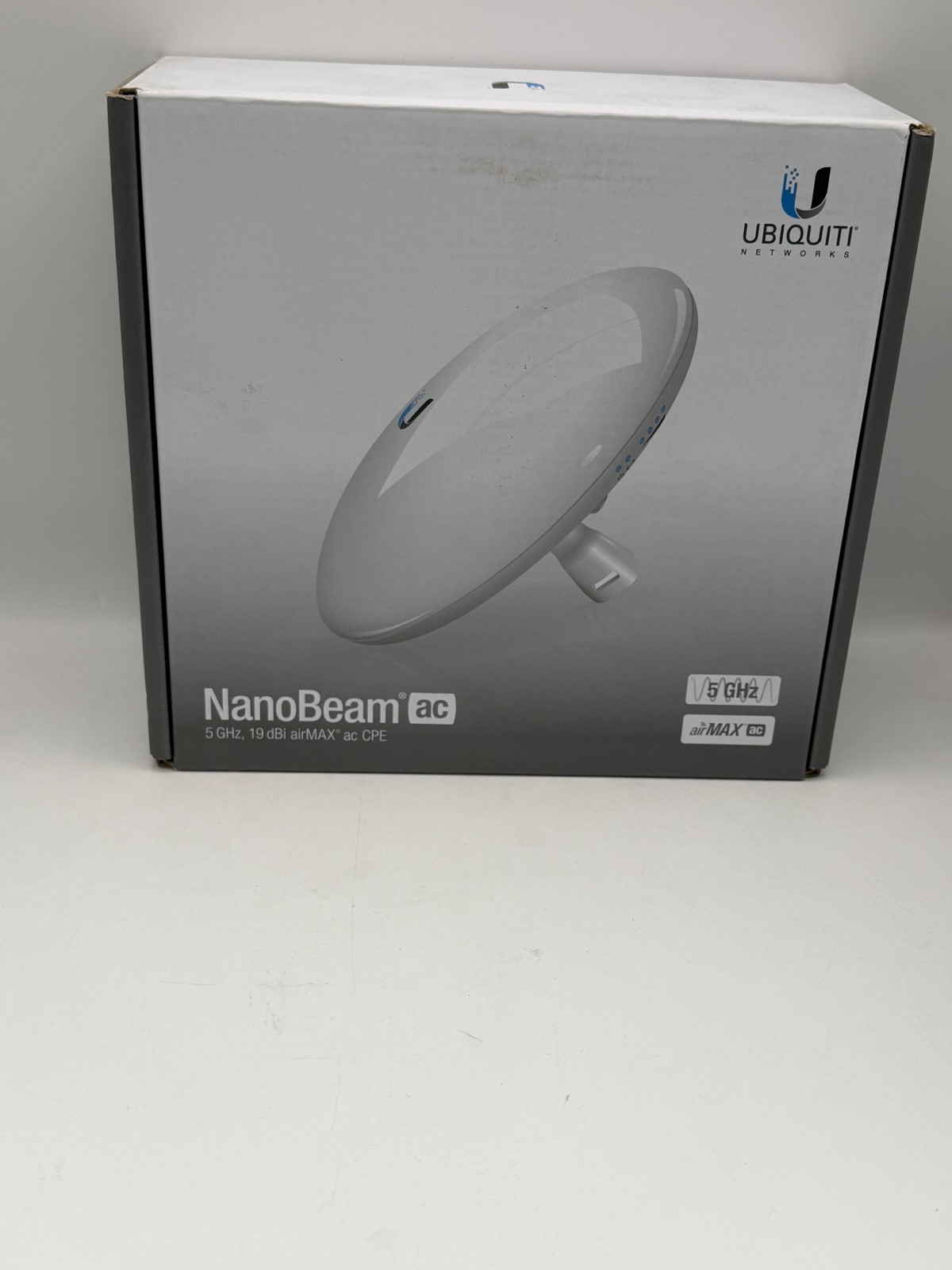 Ubiquiti NanoBeam 5GHz 19dBi High-Performance Airmax AC Bridge CPE-NBE-5AC-19 US