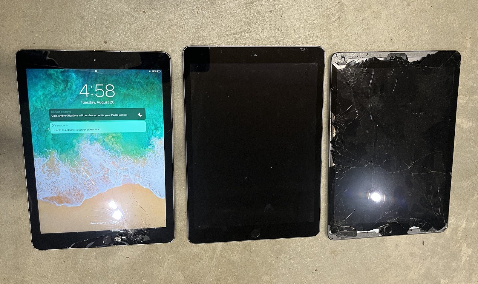 FOR PARTS 2x iPad 7th Gen A2197 & 1x iPad 5th Gen A1822