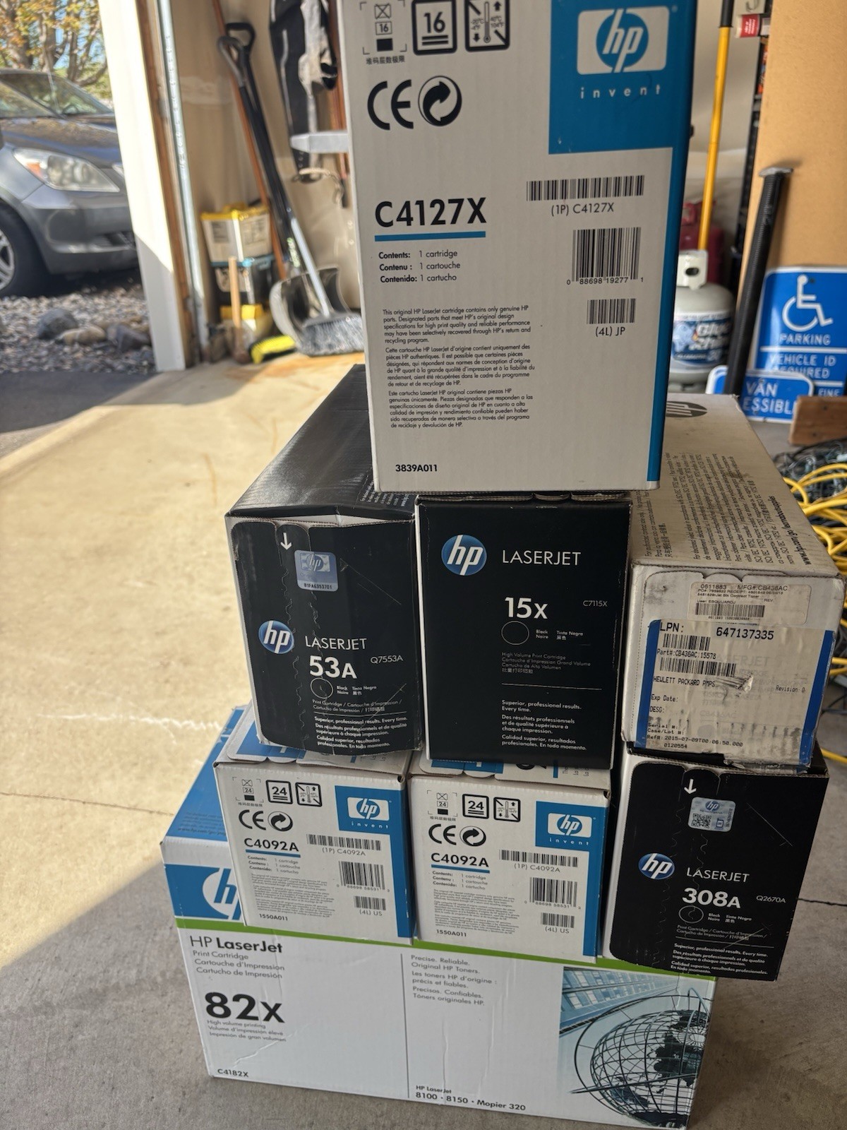 Hp Toner Lot 8 Total Cartridges. See Pics And Description For Cartridge Numbers
