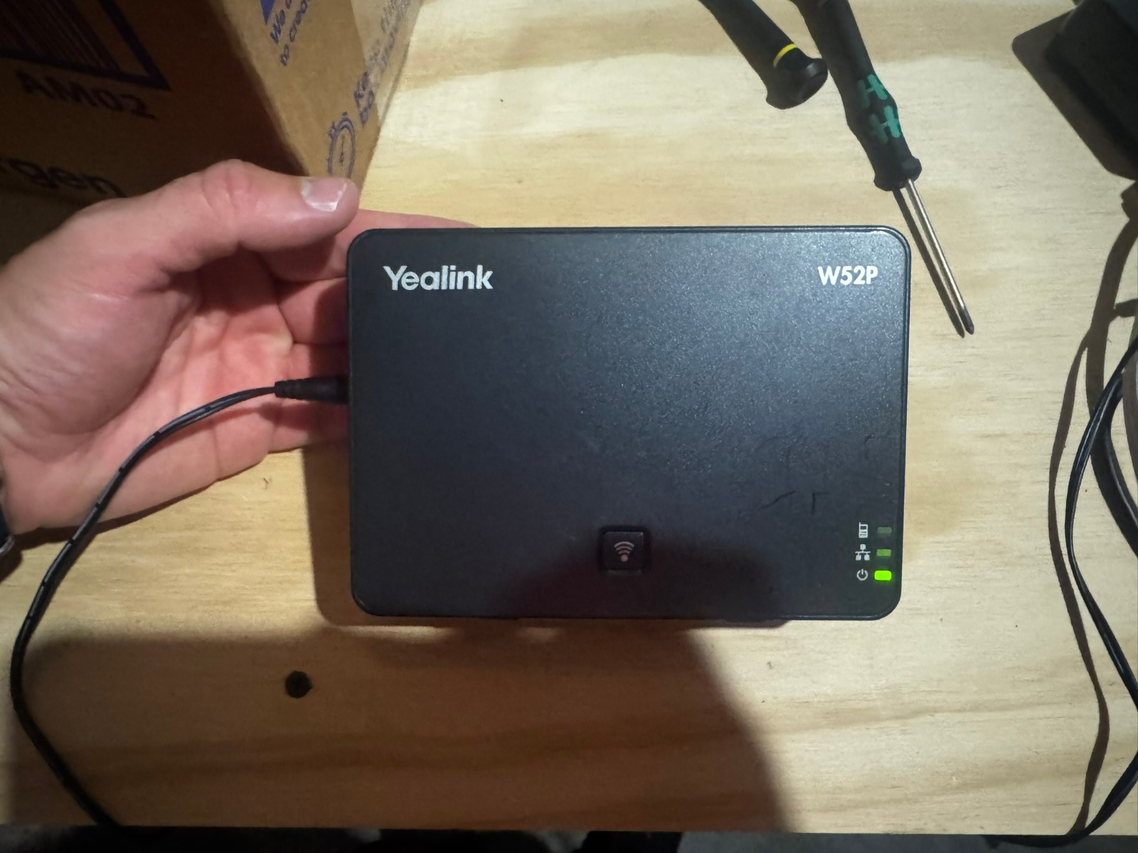 Yealink W52P IP DECT Phone Wireless Base Station WITH AC Adapter 
