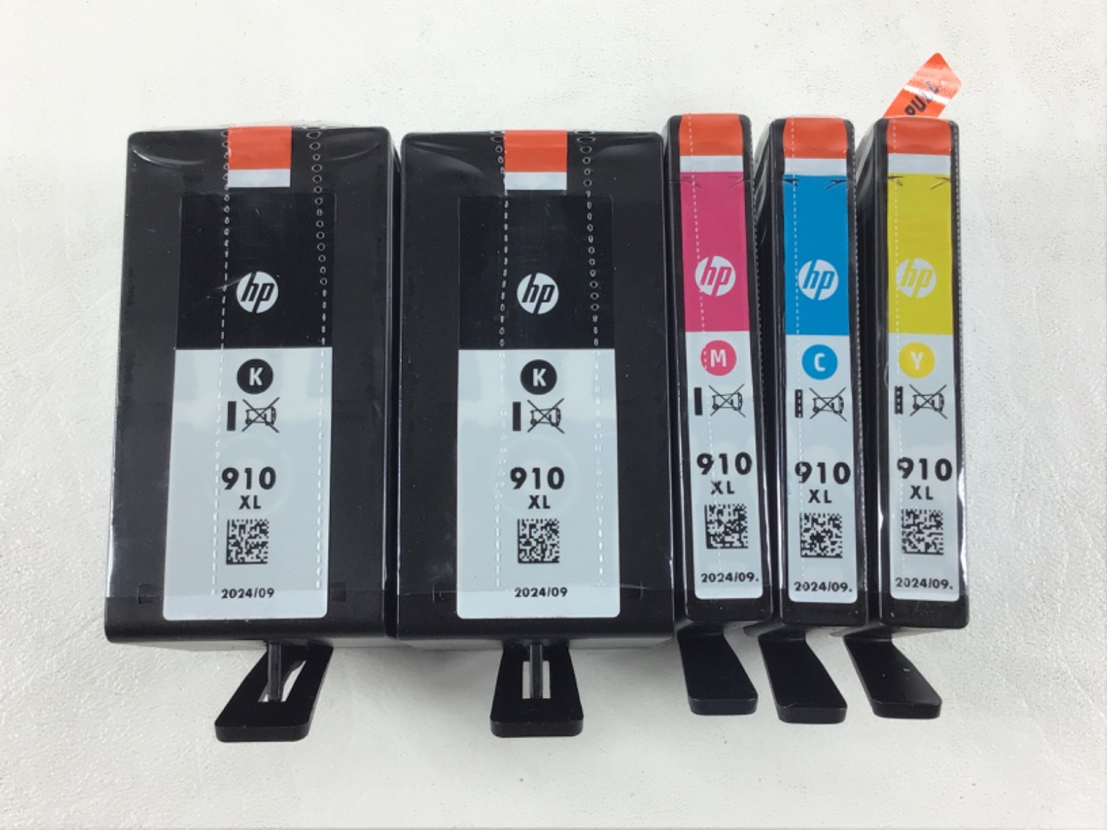 Lot of 5 Genuine HP 910XL Ink Cartridges Black x2 Magenta Cyan Yellow 09/2024