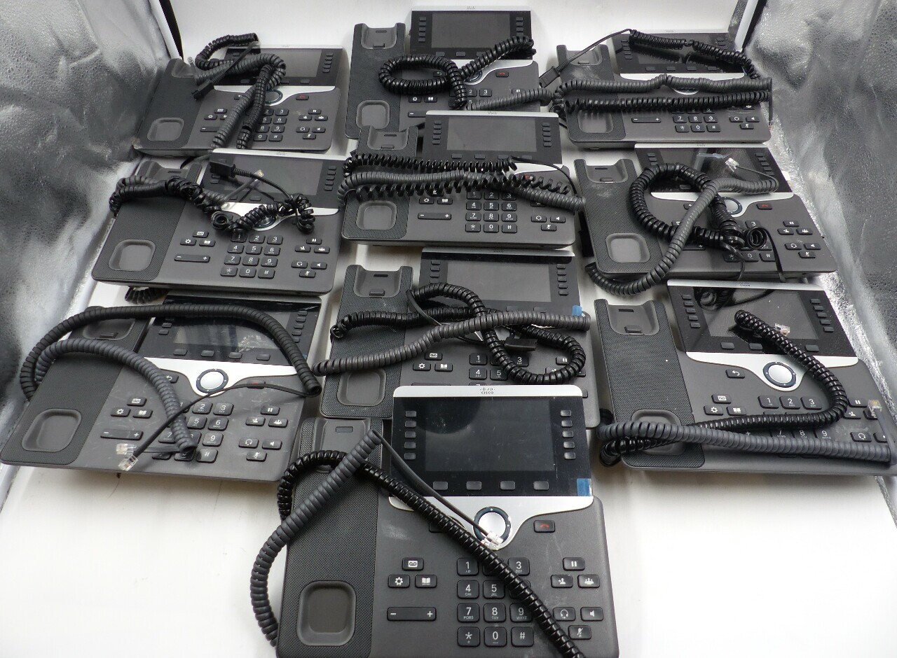 LOT OF 10 CISCO CP-8811 UC PHONE SERIES VOIP 5-LINE POE GIGABIT IP PHONES