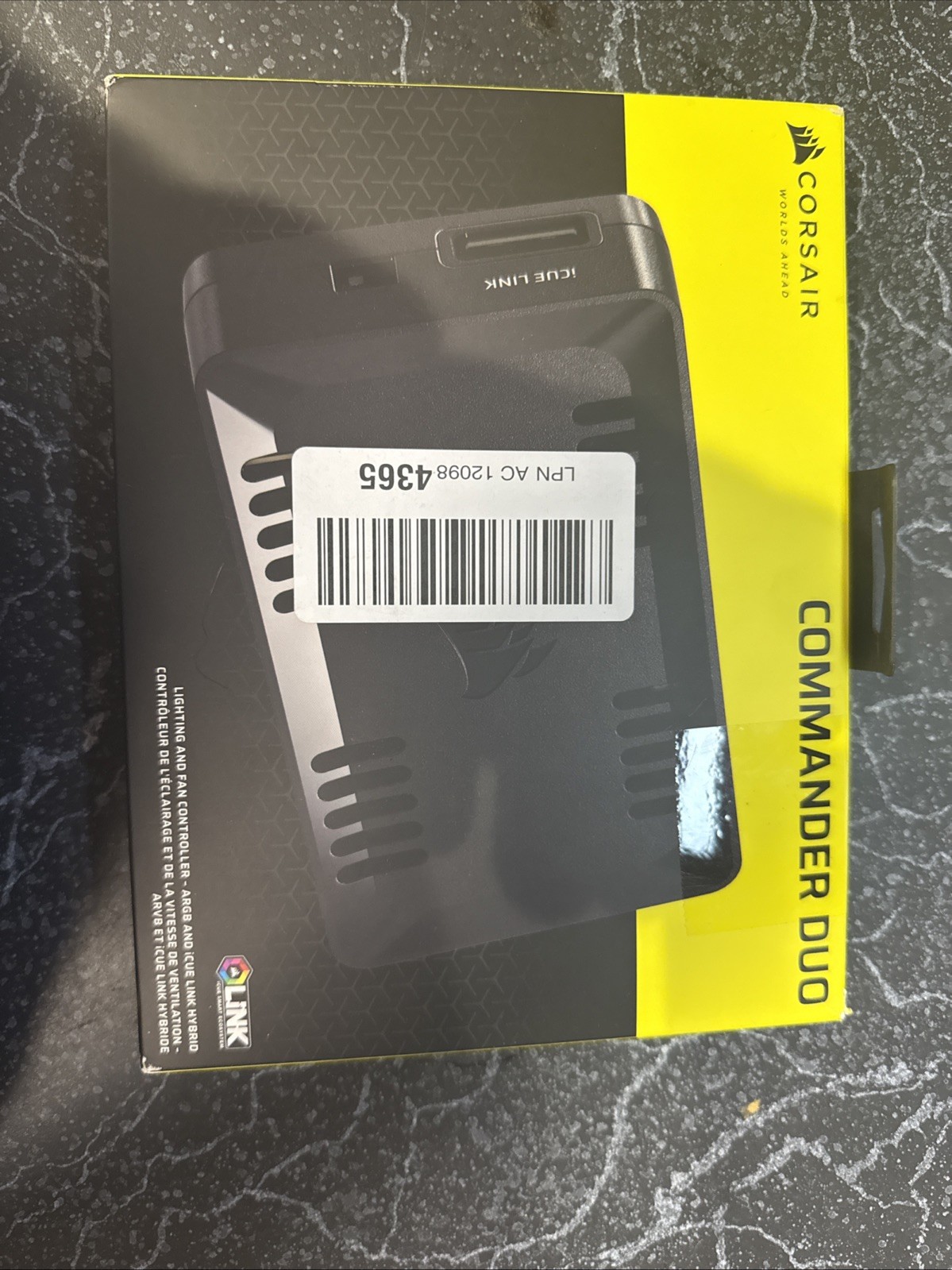 CORSAIR - Commander Duo Lighting and Fan Controller ARGB and iCUE LINK Hybr...