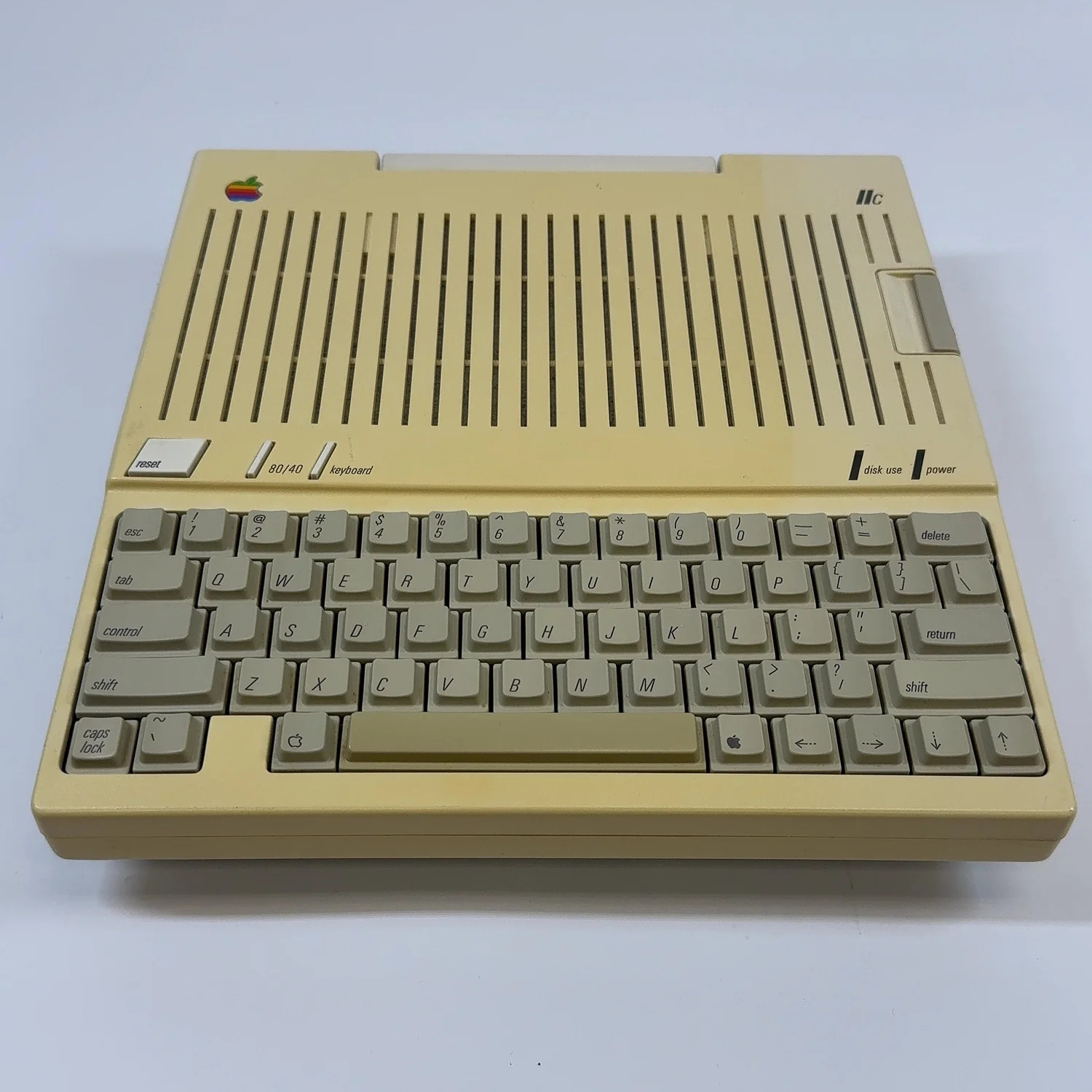 Apple A2S4000 IIC Computer