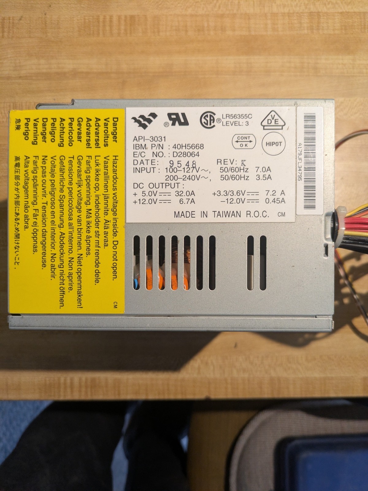 New IBM 40H5668 API-3031 Power Supply for 7009-C10 7009-C20 RS6000 Server