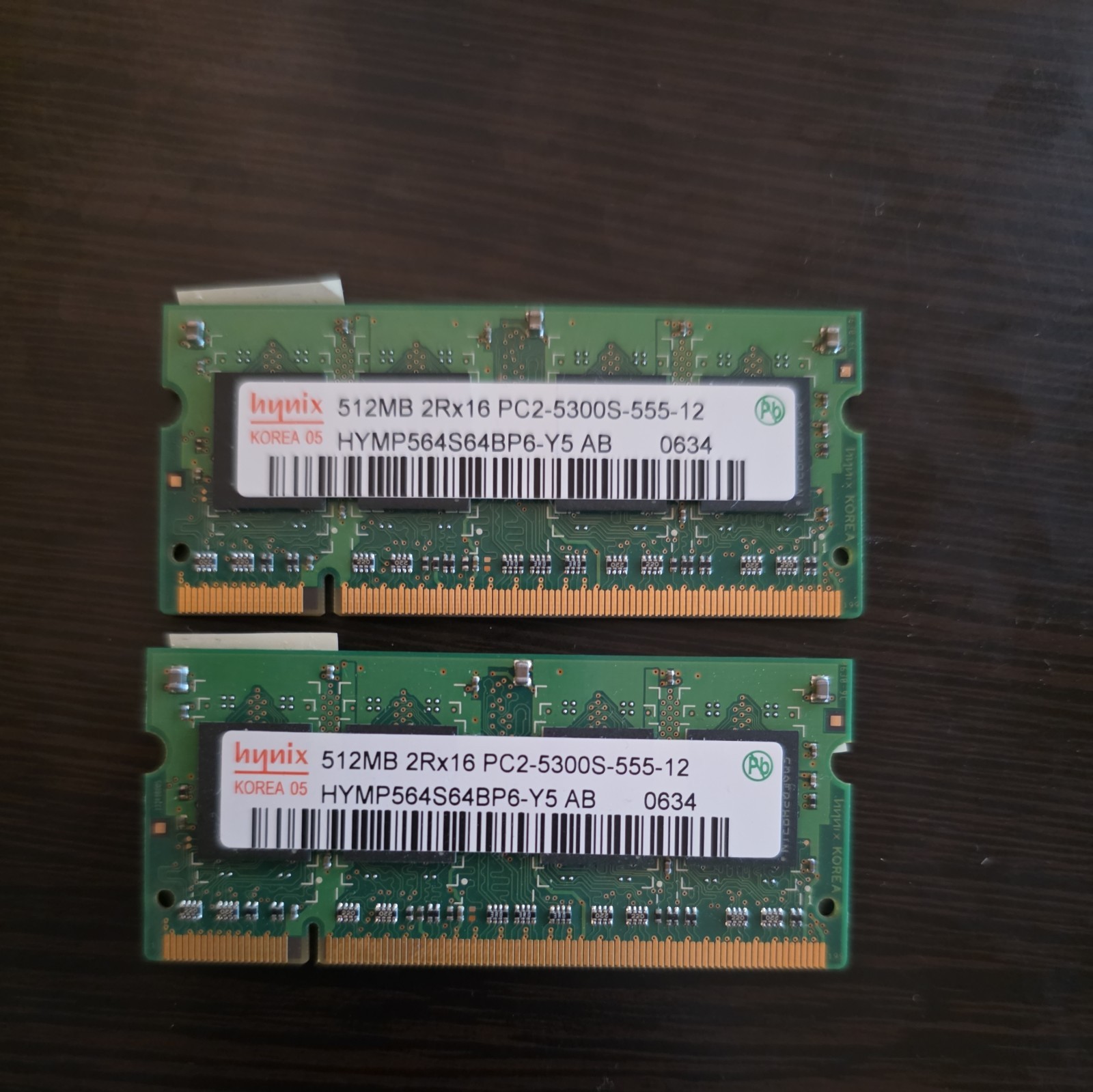 Hynix/HP (2 X 512MB) 2RX16 PC2-5300 HYMP564S64BP6-Y5 AB/417054-001