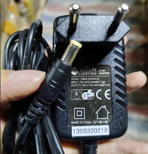 Gve GM26-240100-2A Power Adapter Charger 24V 1A