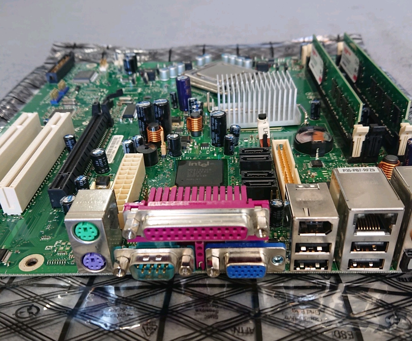 Intel E210882 BTX OEM Motherboard – Gateway – Pentium D  4GB RAM – Tested – Read