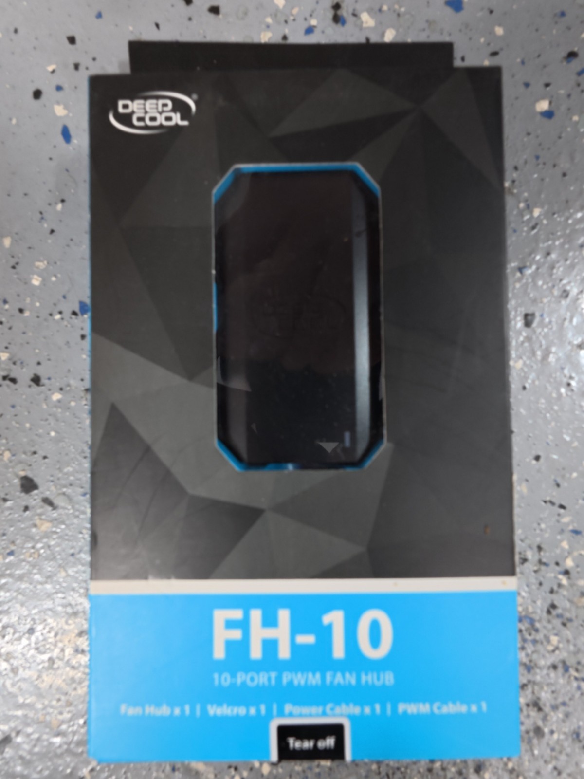 DeepCool FH-10 10-Port PWM Fan Hub