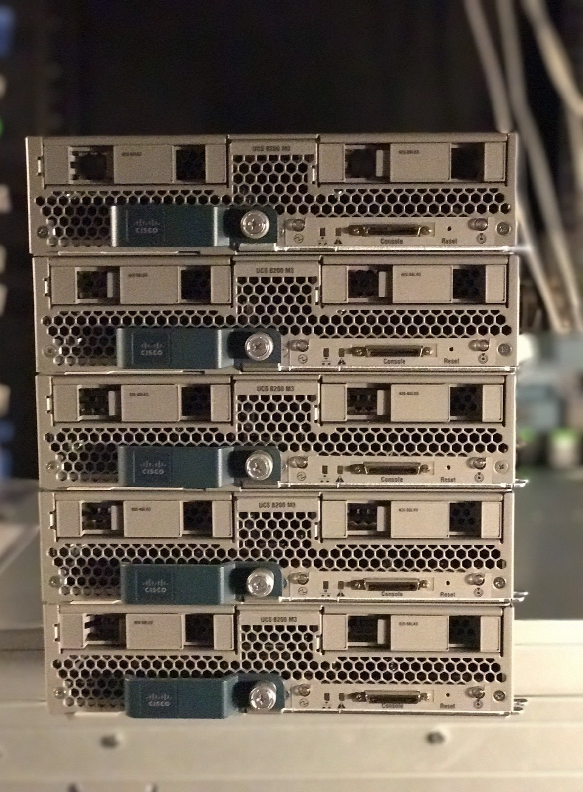 Cisco B200 M3 Dual E5-2670V2 10C 2.50GHz 4x16GB=64GB 1866MHz Blade Server 14900R