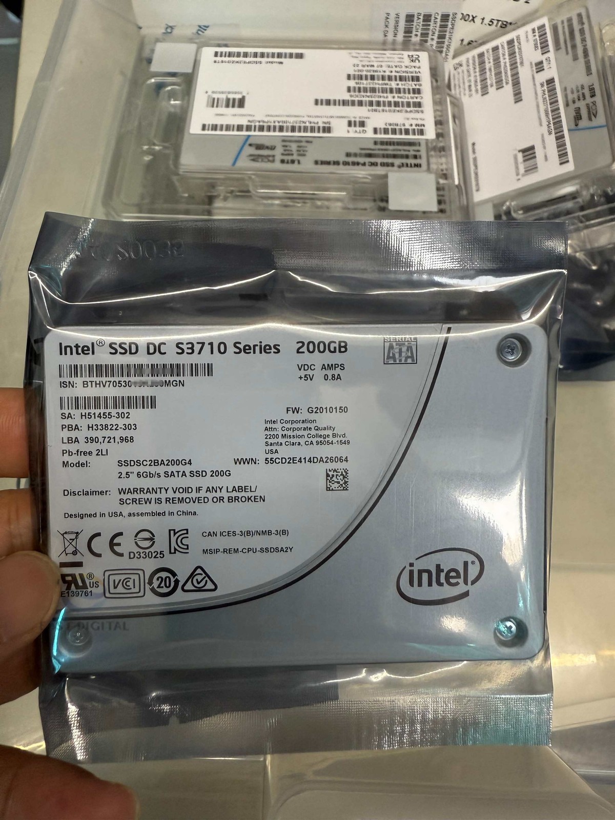 Intel SSD DC S3710 Series 200GB 2.5" SATA 6Gb/s 20nm MLC 7mm SSDSC2BA200G4 New