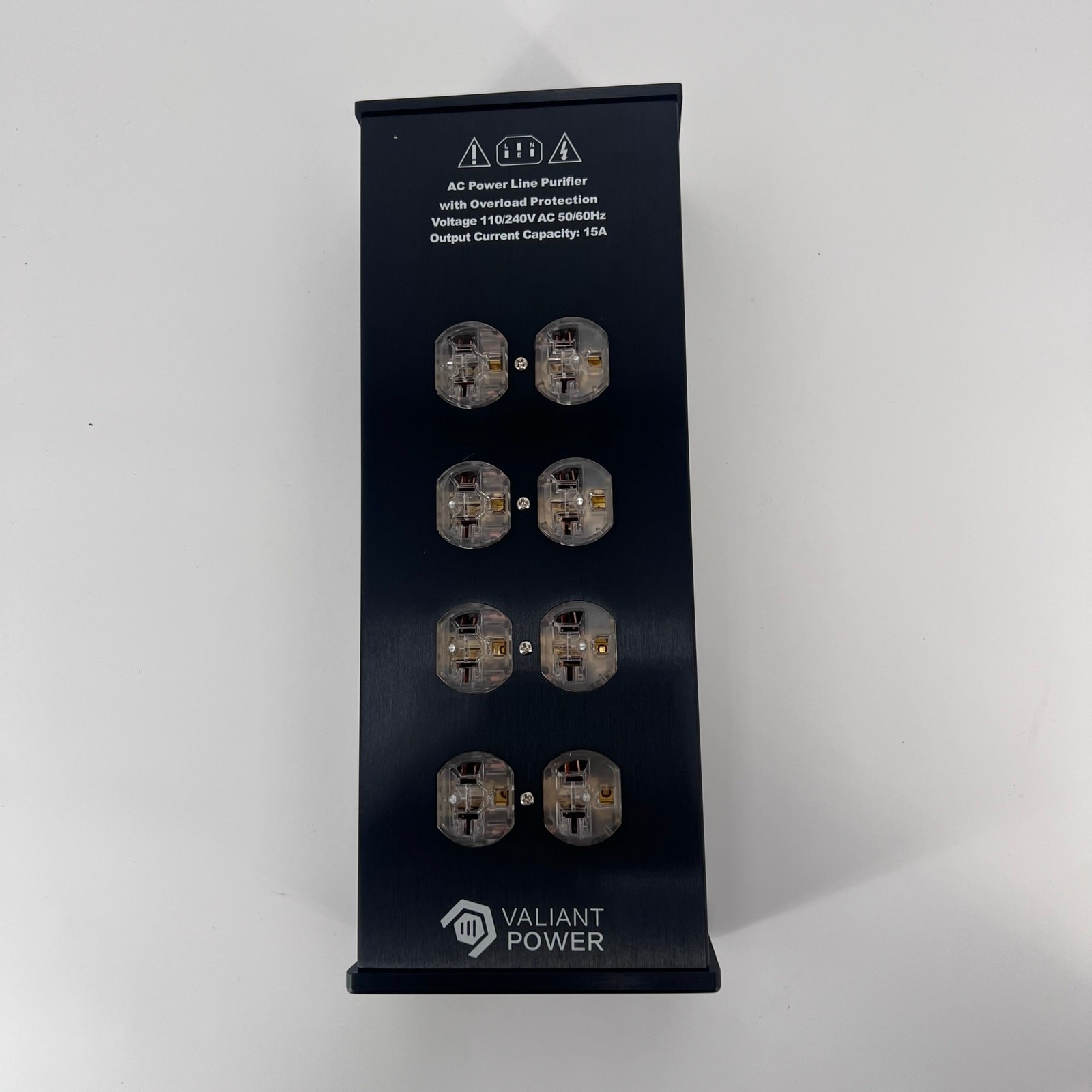 Valiant Power Rack Mount PDU (Audio Filter)