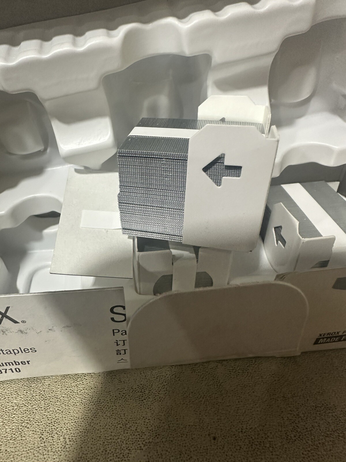 One (1x) New Sealed Genuine Xerox Staple Pack 108R00710