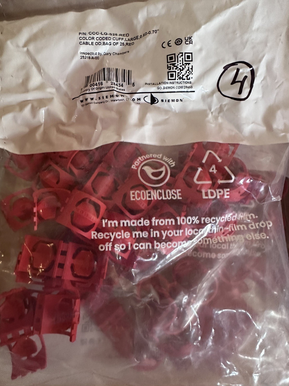 Siemon Expandable CCC-LG-S25-VLT Large, for 0.52-0.70" Bag of 25, Red