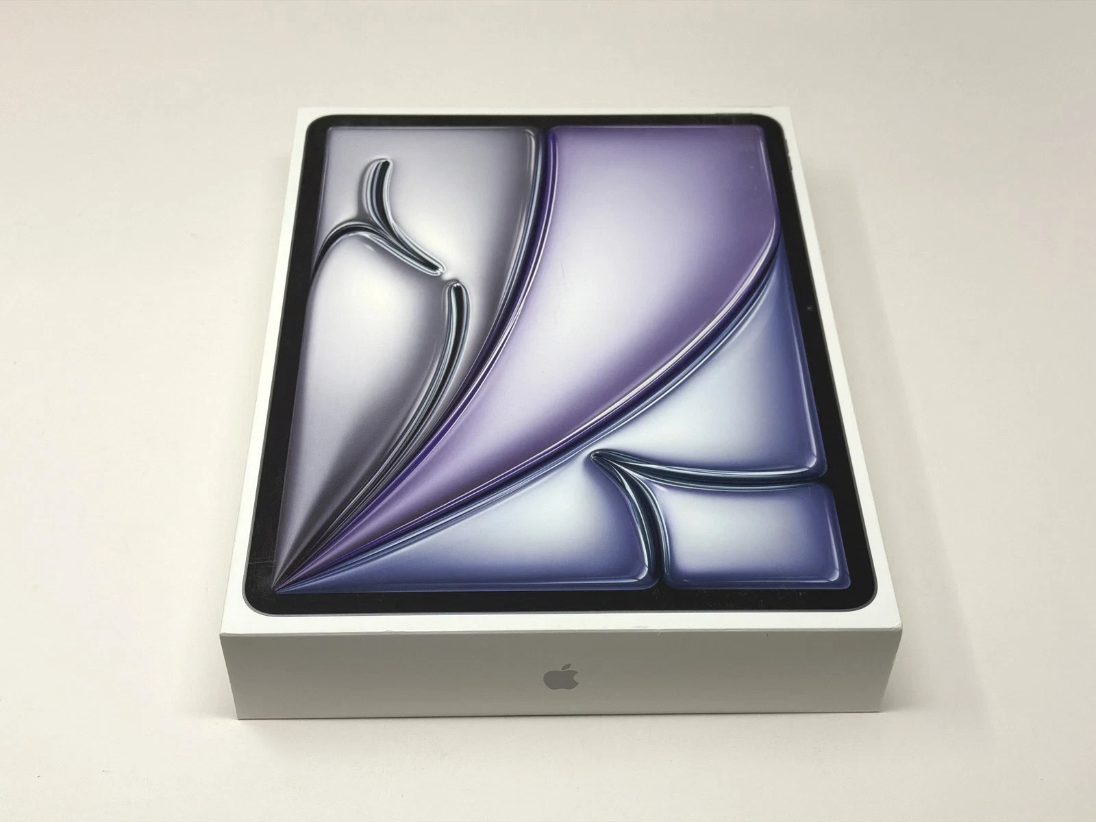 NEW SEALED - Apple iPad Air 13" (2026) M4 Chip A3461 512 GB, WiFi 7 - Space Gray