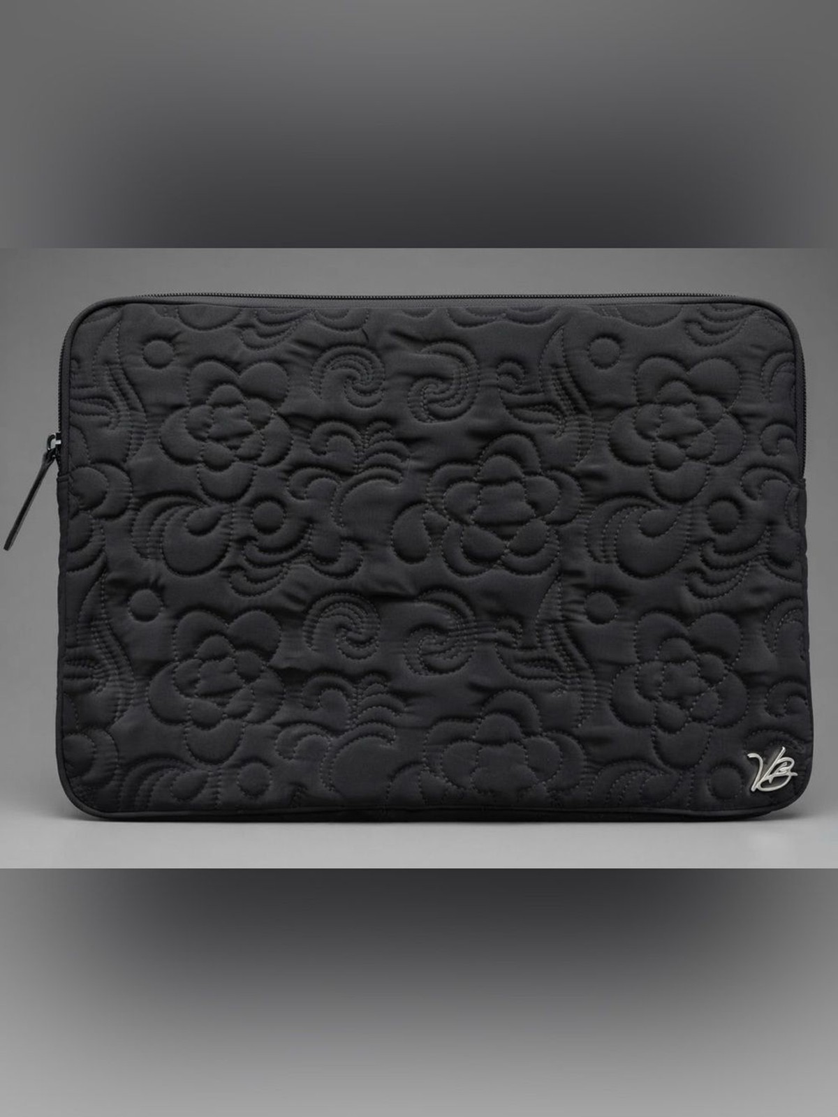 Vera Bradley Black Quilted Floral Laptop Sleeve NWOT