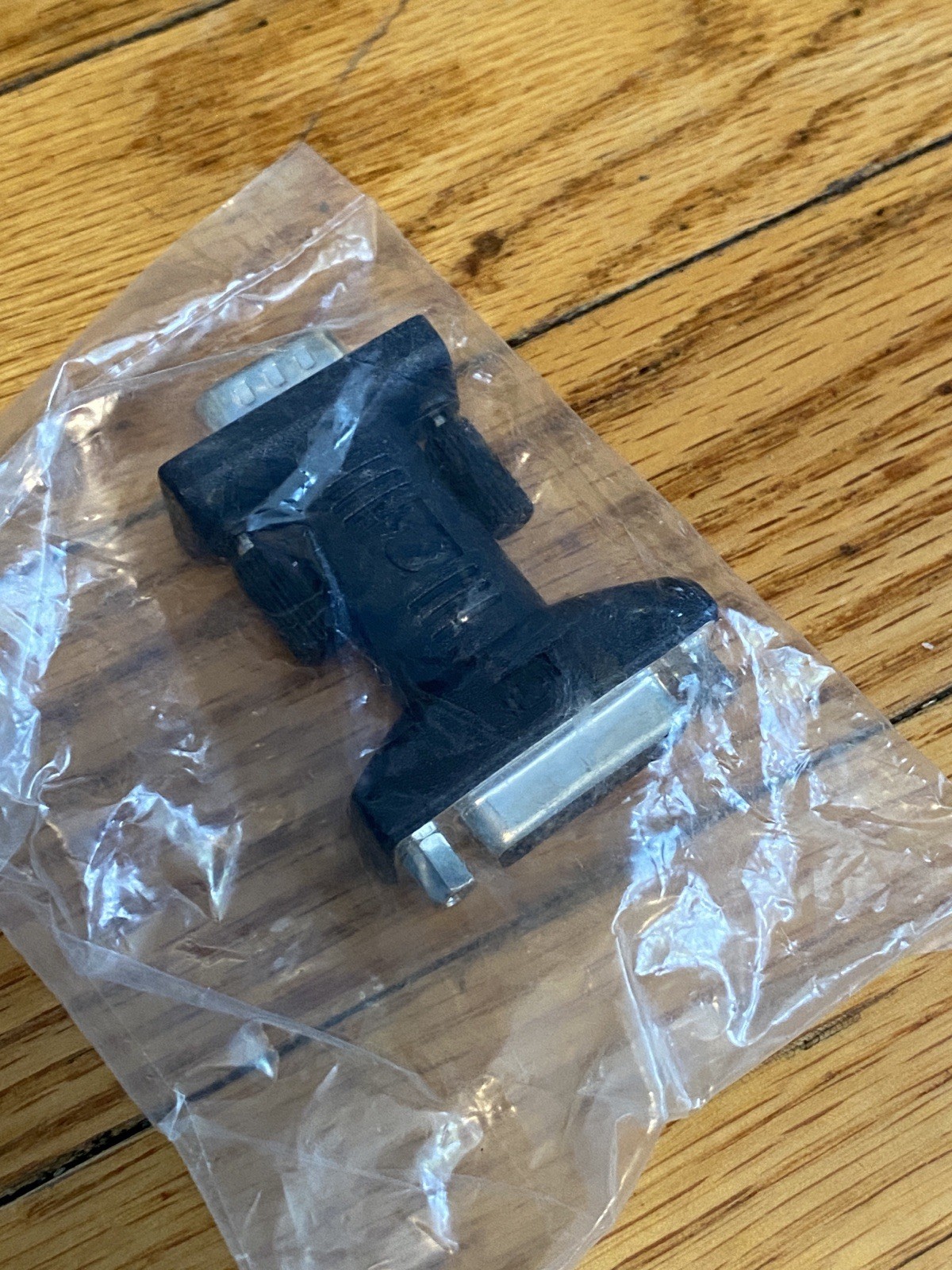 Apple DB15 Female to HD-15 SVGA Male Monitor Display Adapter 590-1118-A