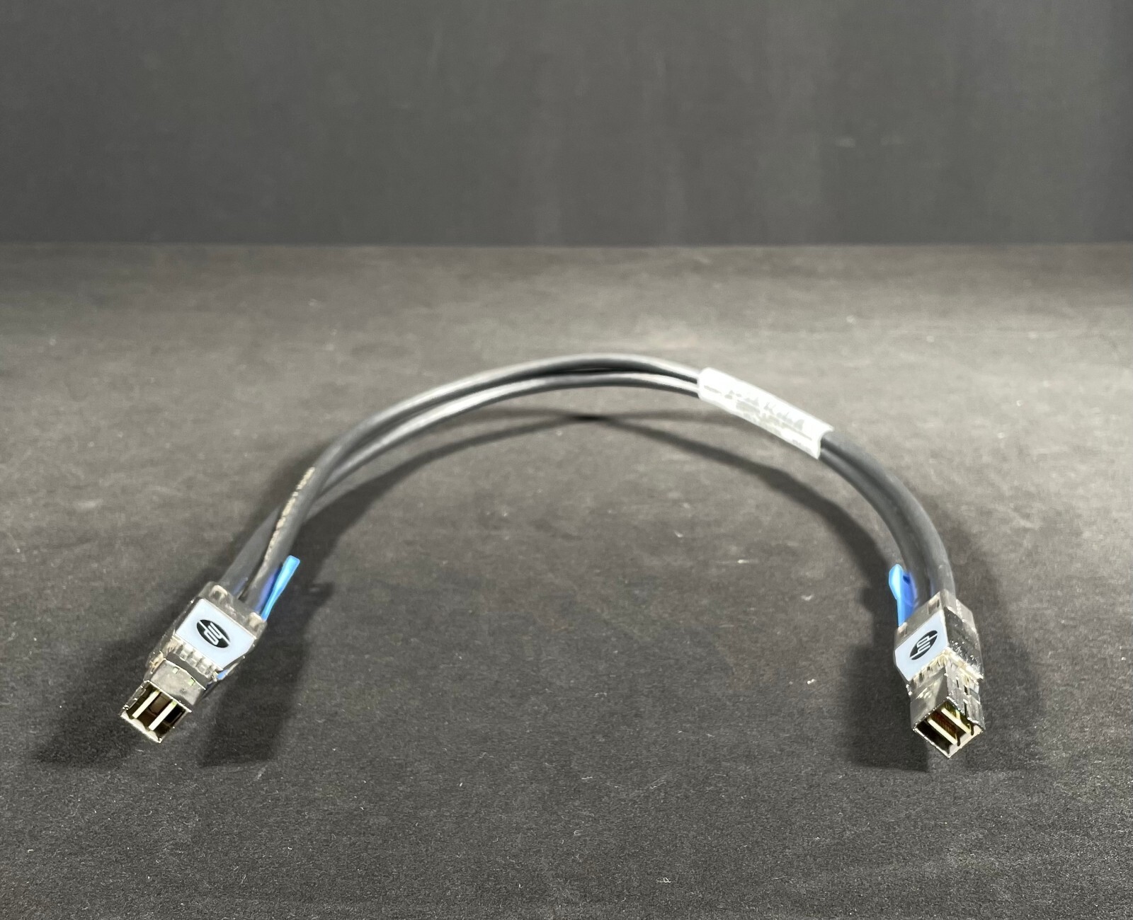 HPE Aruba J9734A 0.5m Stacking Cable Connects 2920/2930M Switch Series-Fast Ship