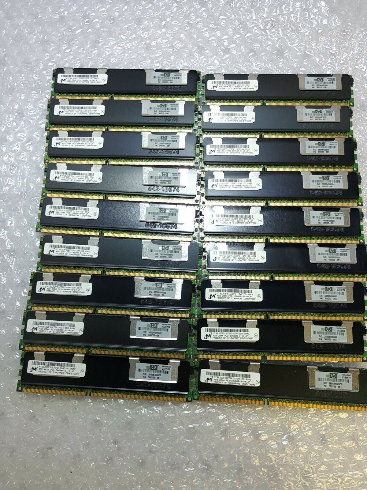 - 72GB (18x4GB) Micron PC3-10600R MT36JSZF51272PZ-1G4F1DD SERVER RAM 500203-061