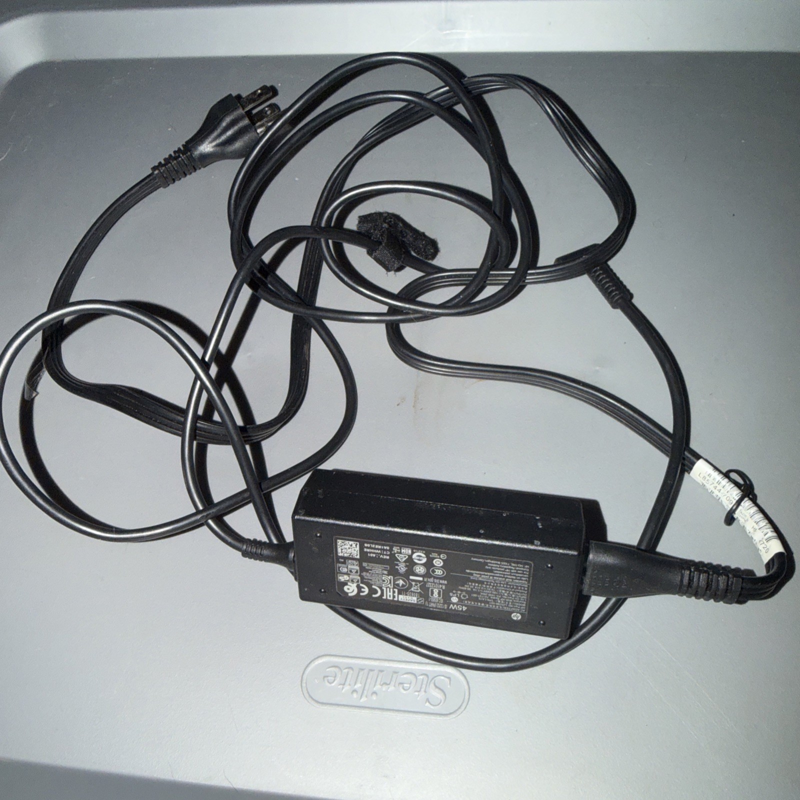 741727-001 TPN-LA15 GENUINE HP AC ADAPTER 45W 15-DY 15-DY1032MS (GRD B)(FB12)