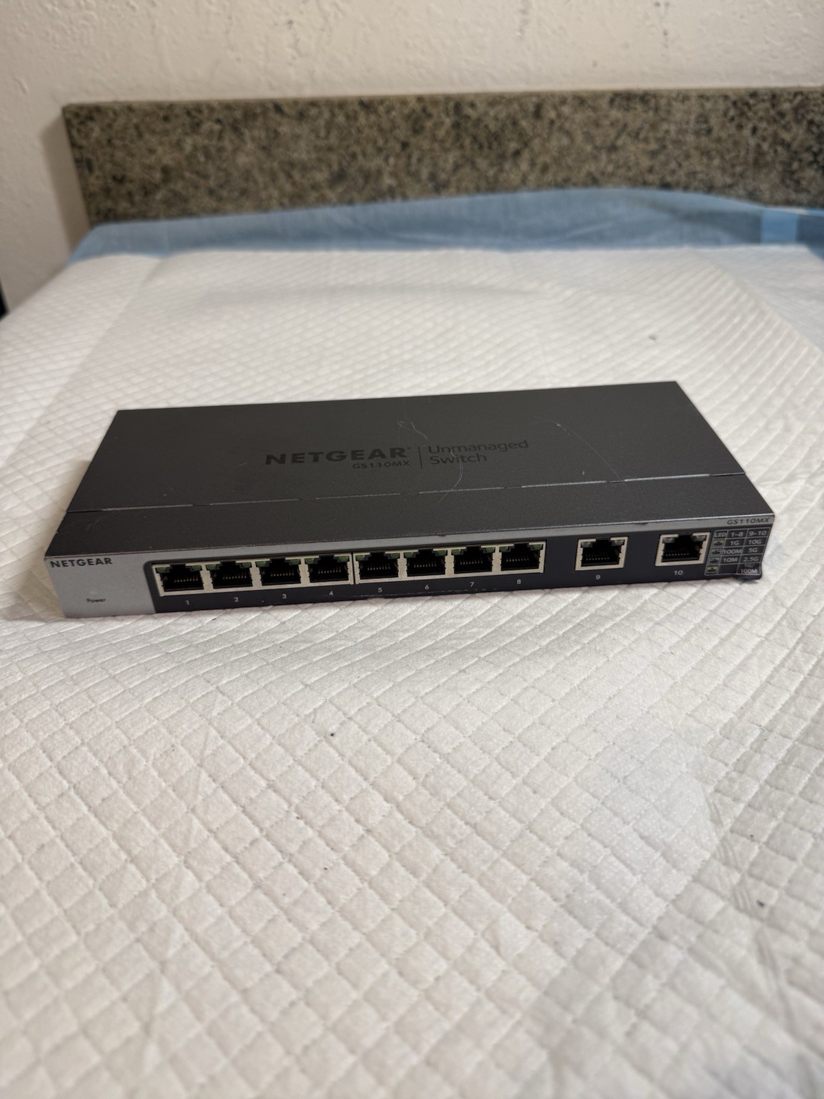 NETGEAR GS110MX 10-Port Gigabit/10G Multi-Gig Unmanaged Switch