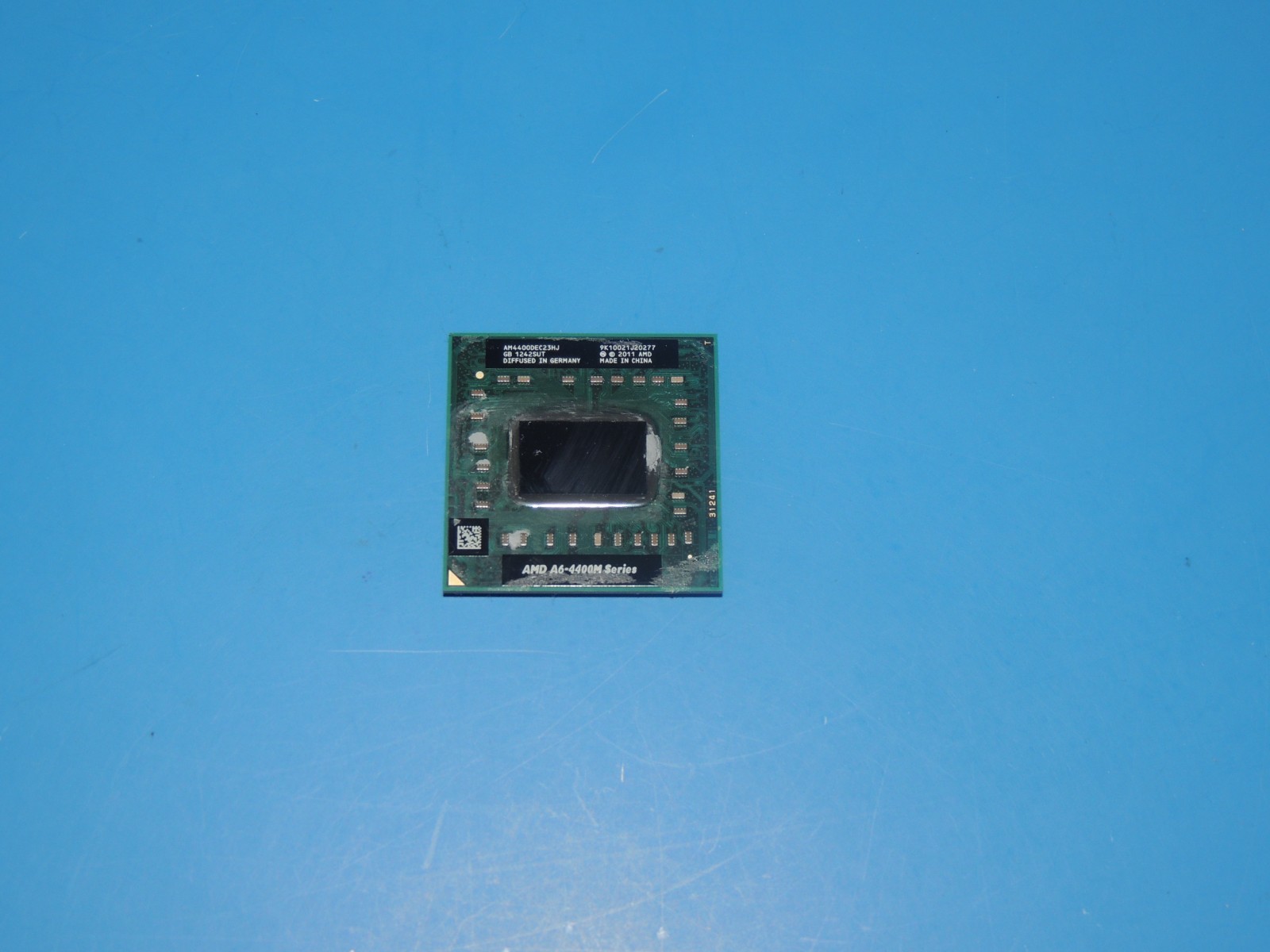 AMD A6-Series A6-4400M Series 2.7GHz Laptop CPU Processor AM4400DEC23HJ