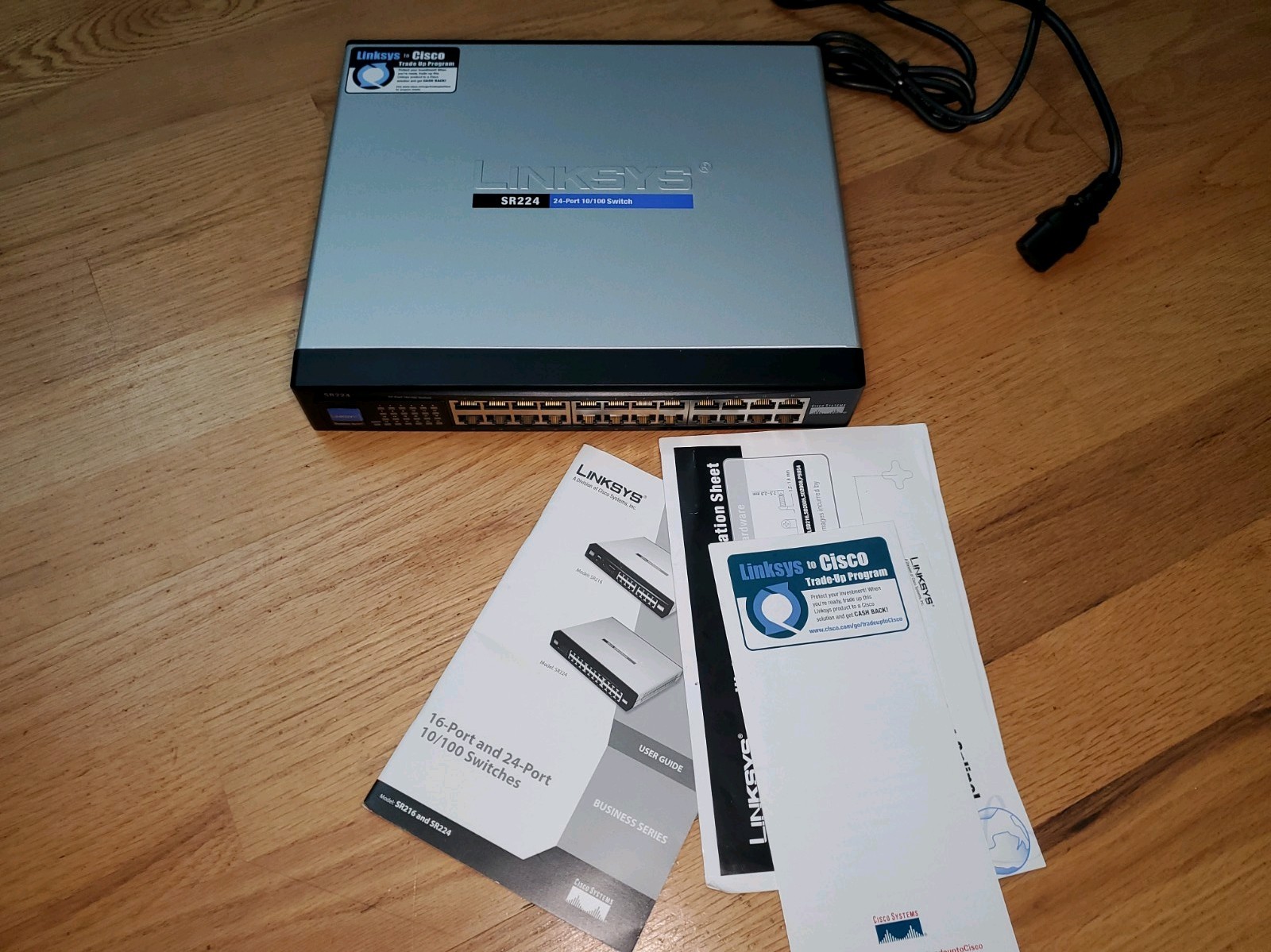 Linksys Cisco SR224 24-Port 10/100 Mbps Business Ethernet Network Switch V 2.0