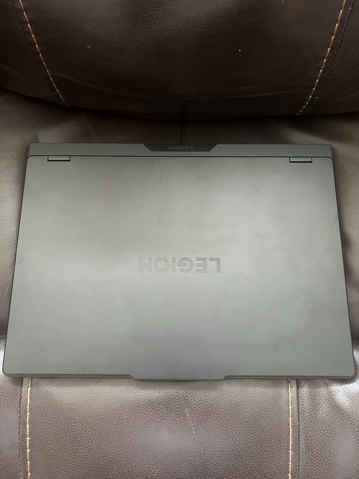 Lenovo - Legion Pro 5 16" 2.5K OLED Gaming Laptop AMD Ryzen 7 8745HX 2025 (desc)