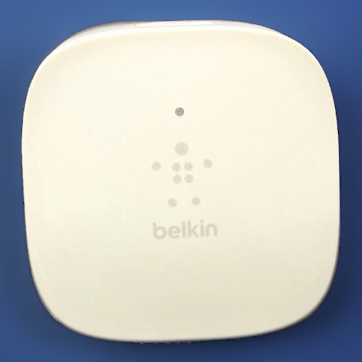 Belkin N300 Wireless Range Extender WIFI 2.4GHz Signal Booster F9K1015V1