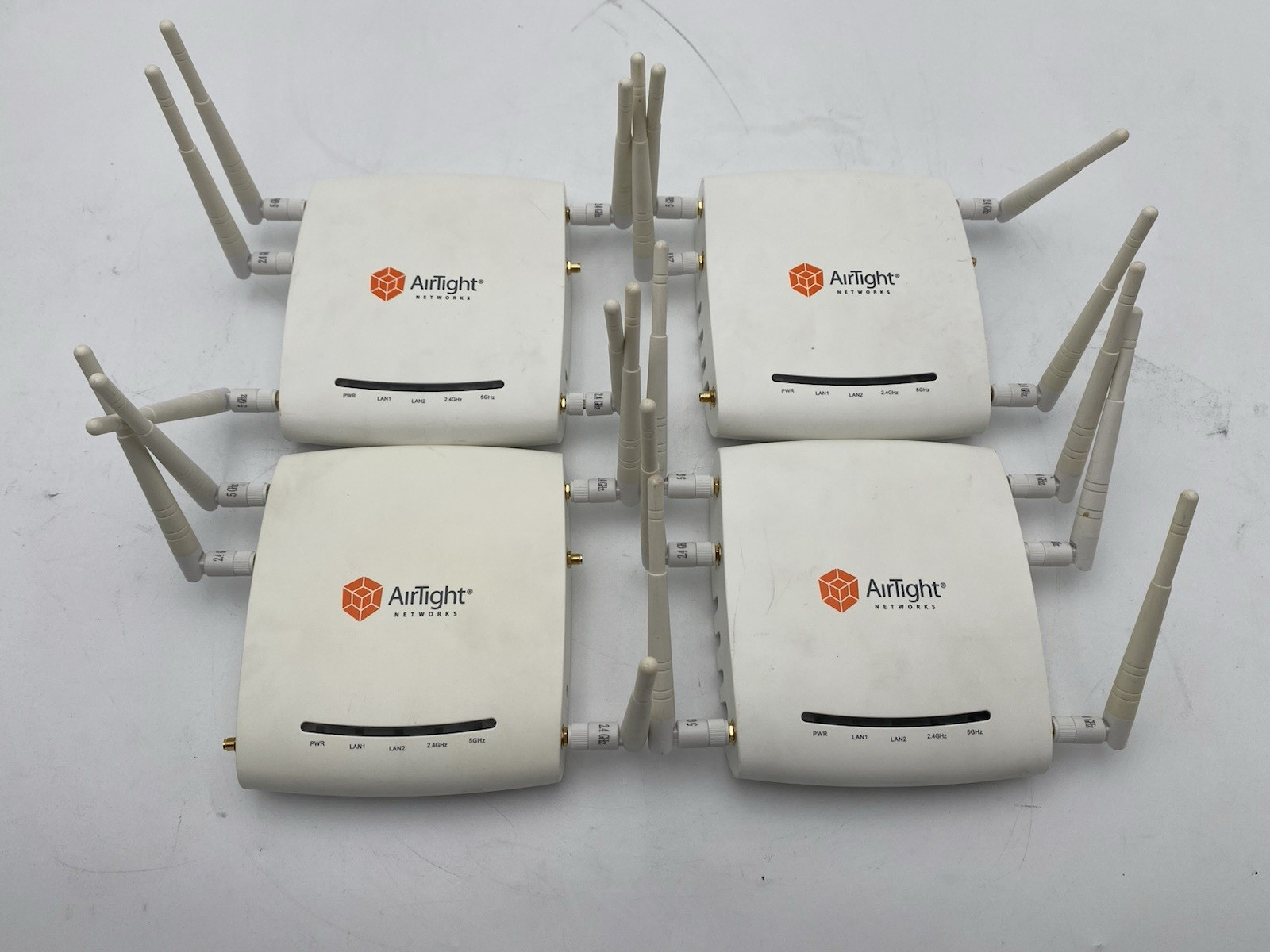 Lot of 4 Airtight Networks C-75-E Wireless Access Point With Antennas