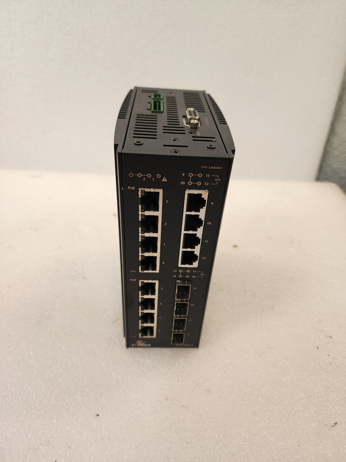 EtherWAN EX78931-0VB 12-Port Gigabit with 8-Port PoE +4 Gigabit SFP Switch