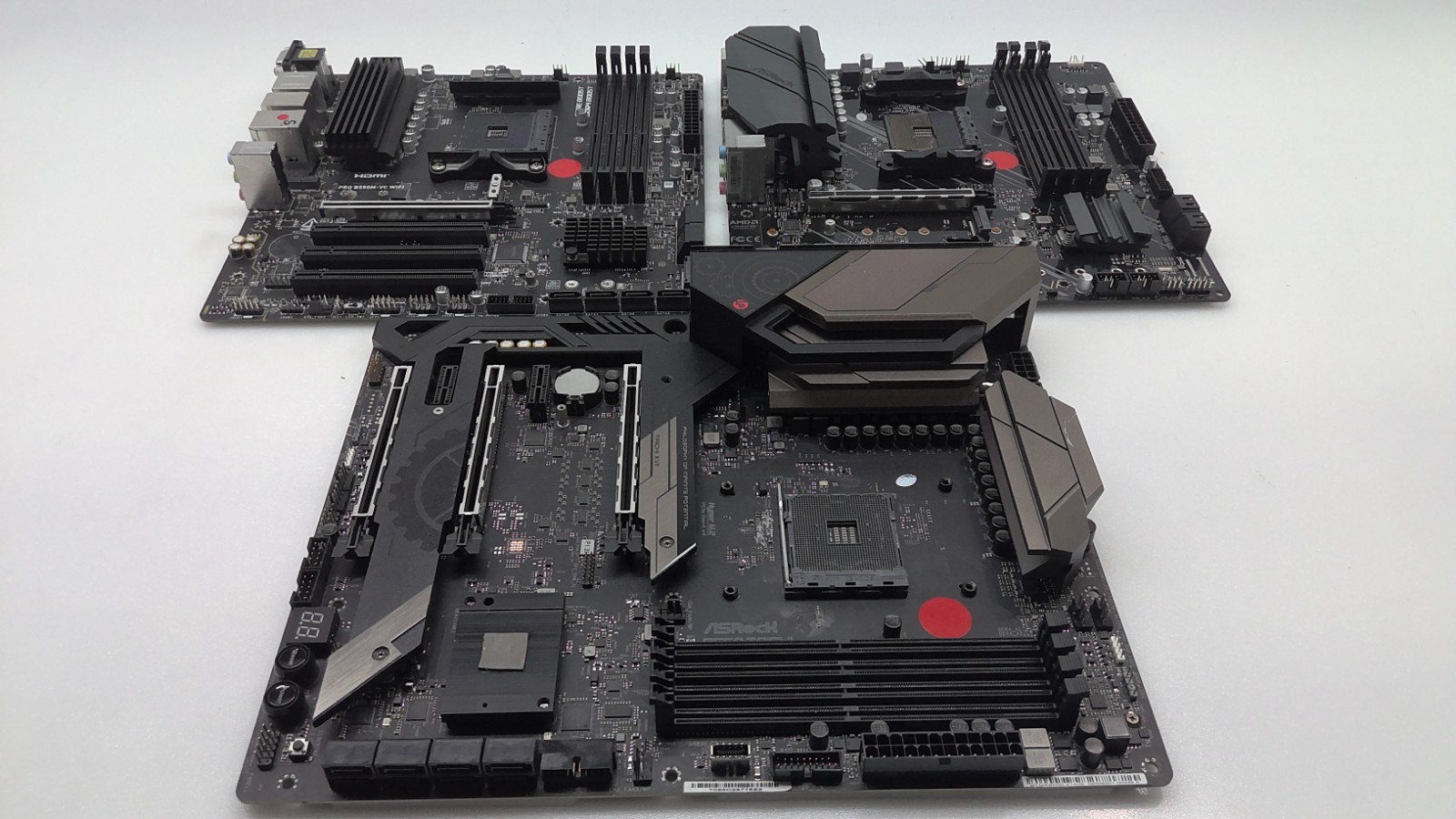 3X *For Parts* ASRock B550AM Gaming  & B550 TAICHI & MSI PRO B550M-VC WIFI/Mixed