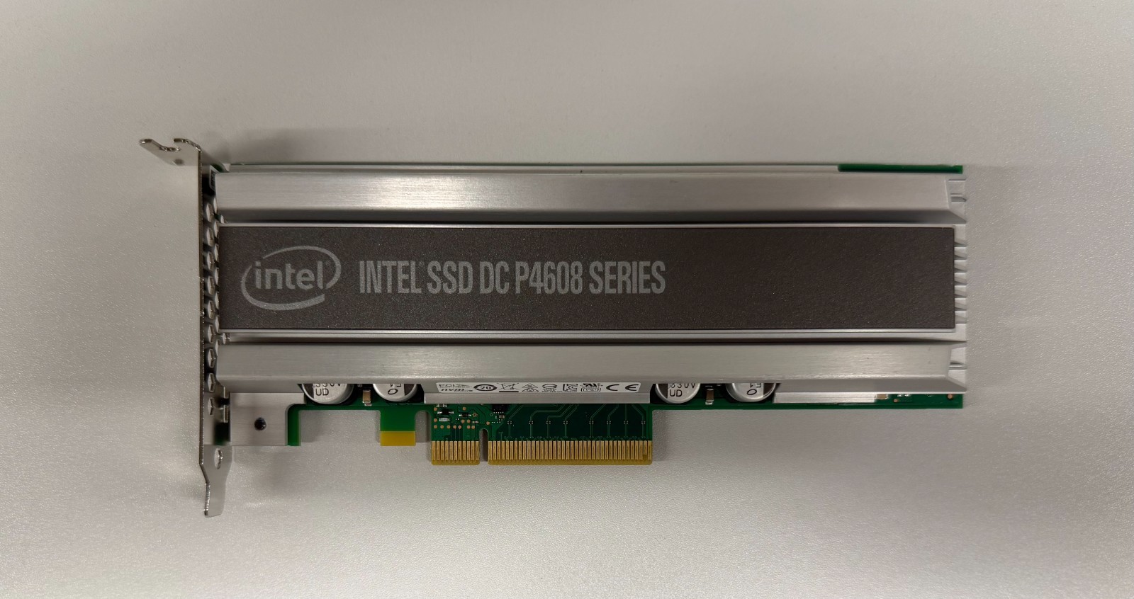 7335943 ORACLE INTEL 6.4TB NVME PCIE SSD SOLID STATE DRIVE SSDPECKE064T7S