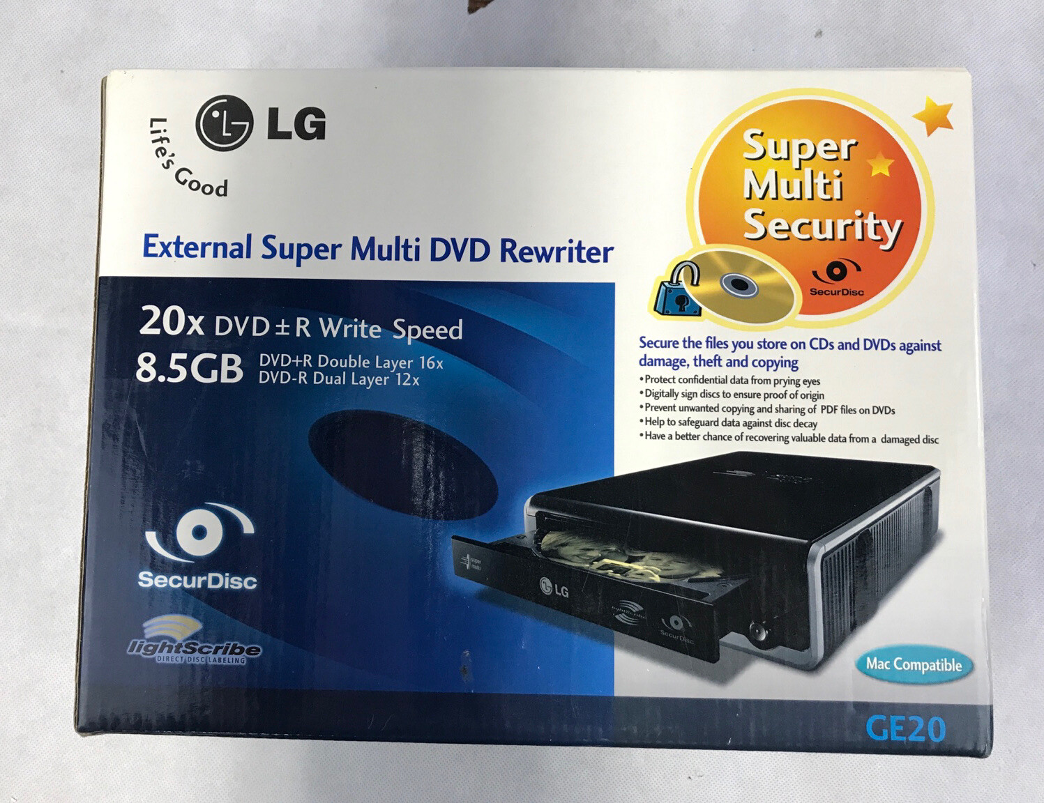 LG GE20LU10 External Super Multi DVD +/- Rewriter 20x Speed 8.5 GB LightScribe 