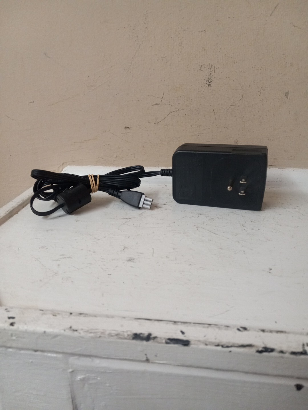 Hewlett Packard 0950-4404 Power Adaptor