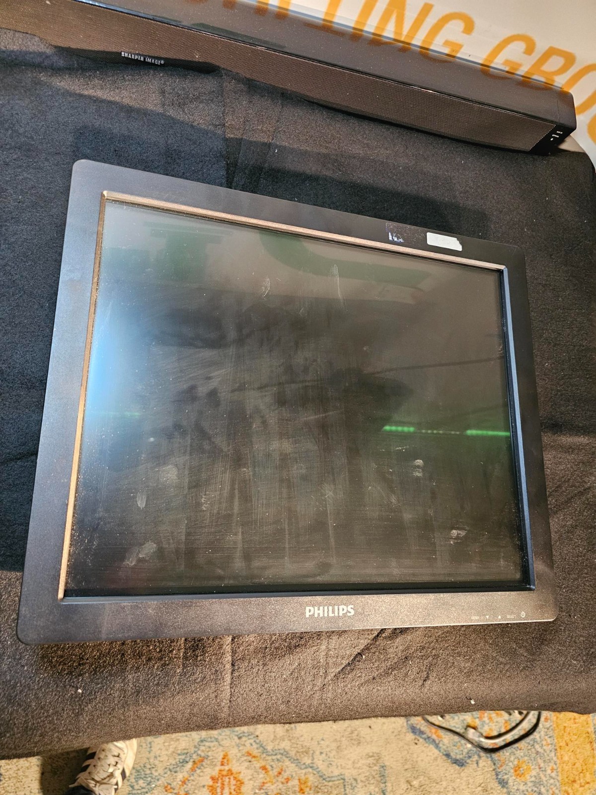 ELO ET1929LM-8CWA-1-BL-G E000166 Touch Monitor without power supply or stand
