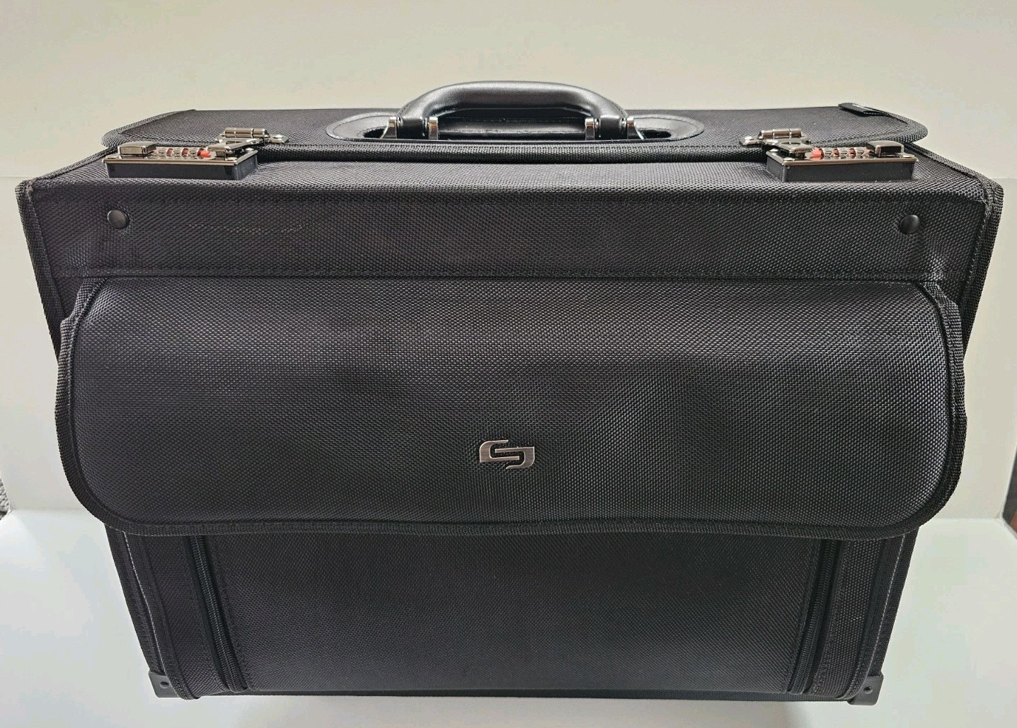 SOLO B78-4 Rolling Catalog Laptop Case with Combination Lock Telescoping Handle
