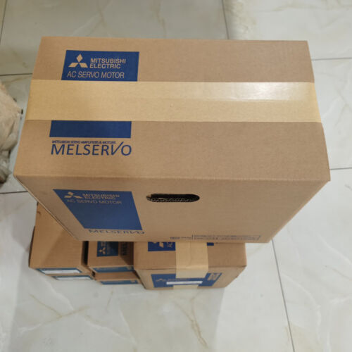 1PCS Brand New Mitsubishi Servo Motor HC-UF43BK Fedex or DHL