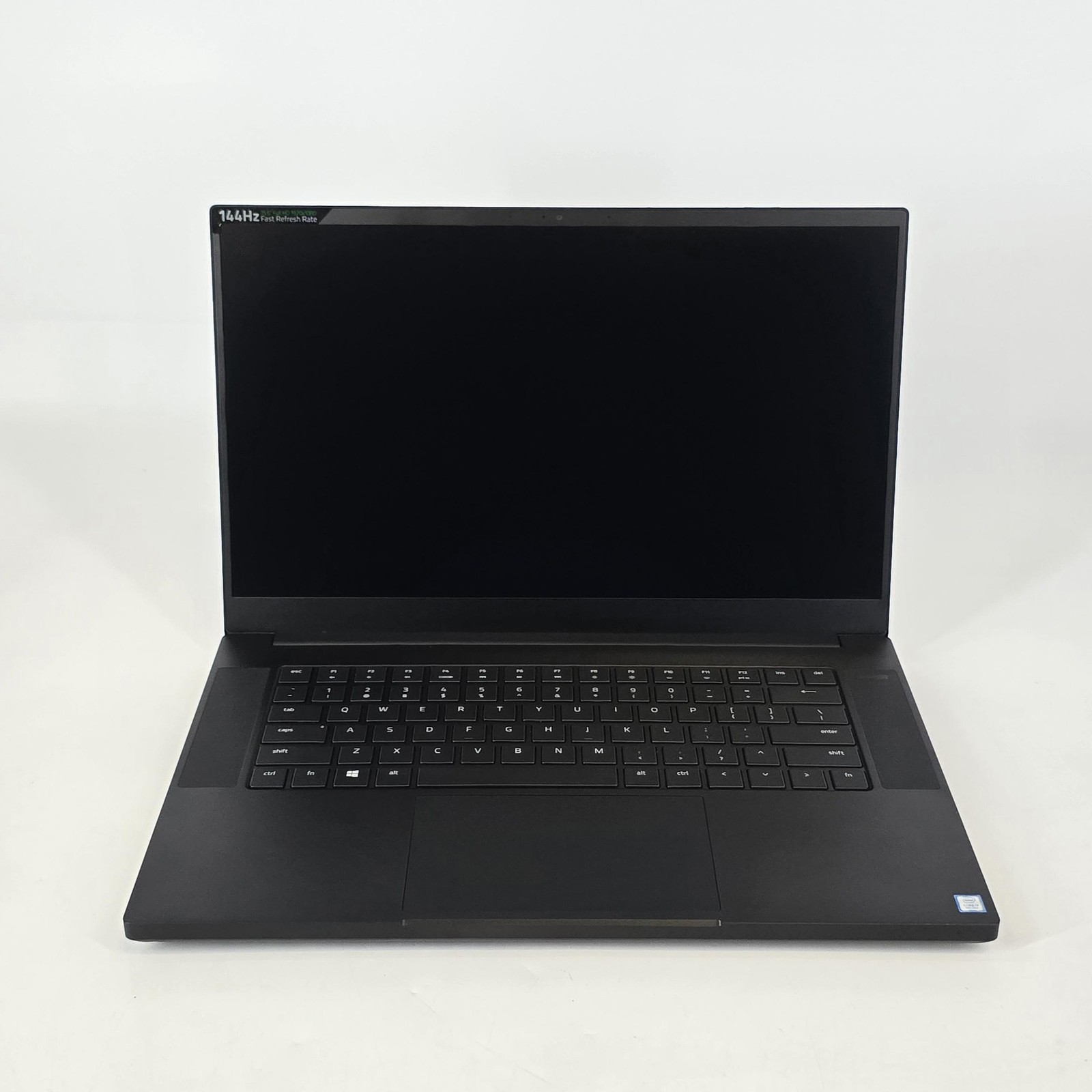 Razer Blade 15 Base 143Hz FHD i7-9750H 2.60GHz 16GB 256GB SSD NVIDIA GTX 1660 Ti
