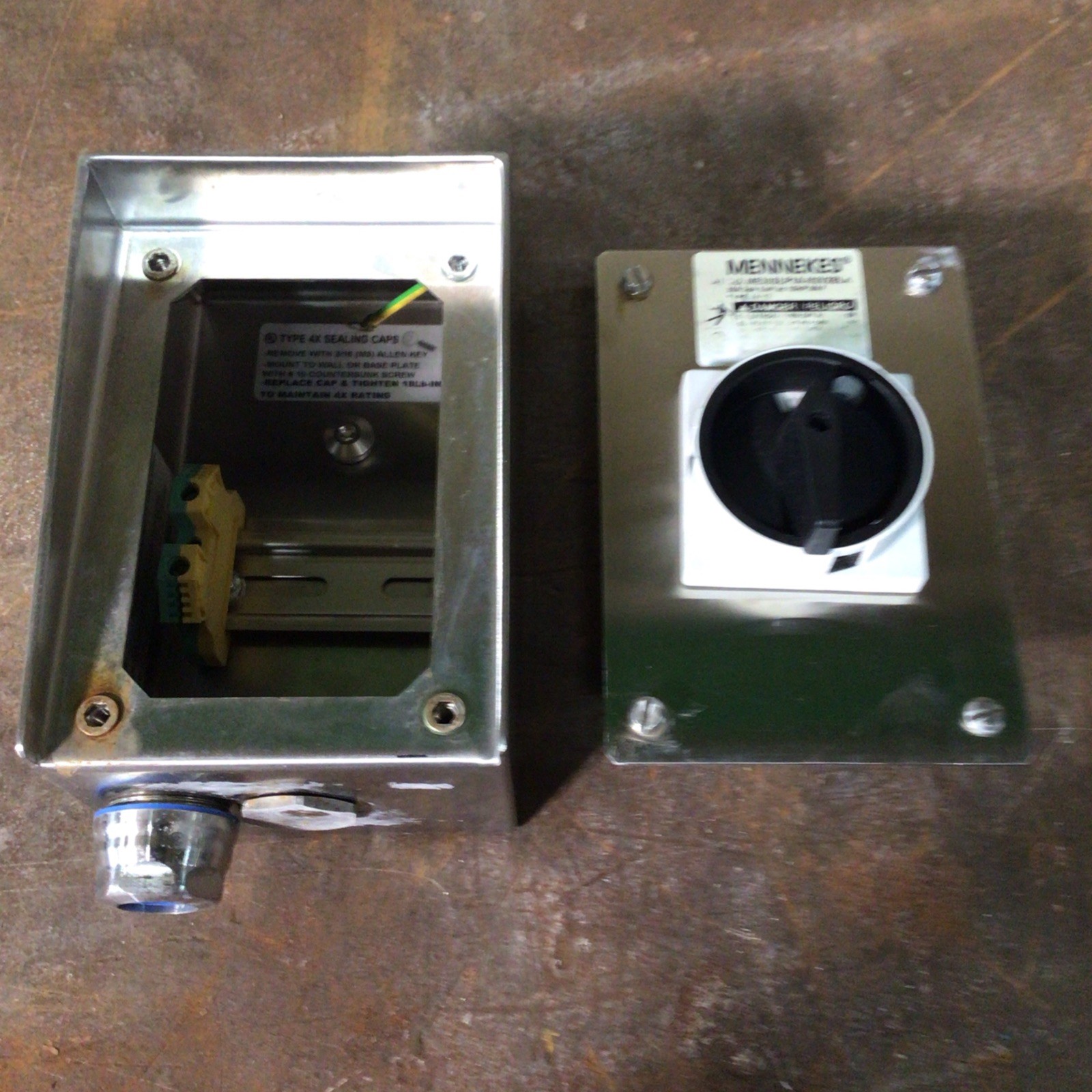 Mennekes ME30SLP1A-M2 30 Amp 3ph 10 HP max Disconnect Switch Stainless used CSQ