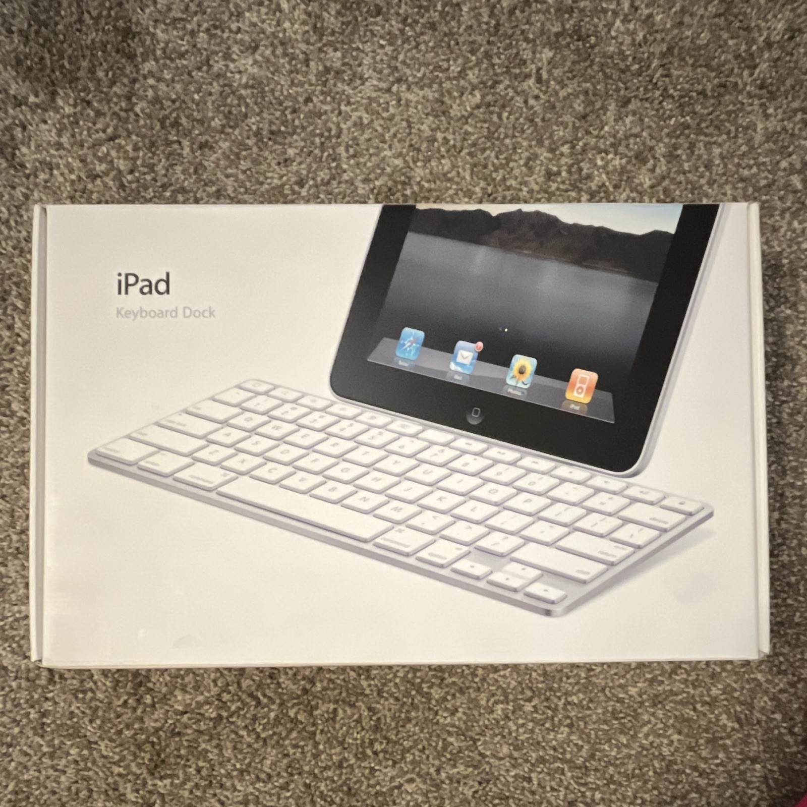 Apple iPad Keyboard Dock White Wired English QWERTY A1359 MC533LL/A