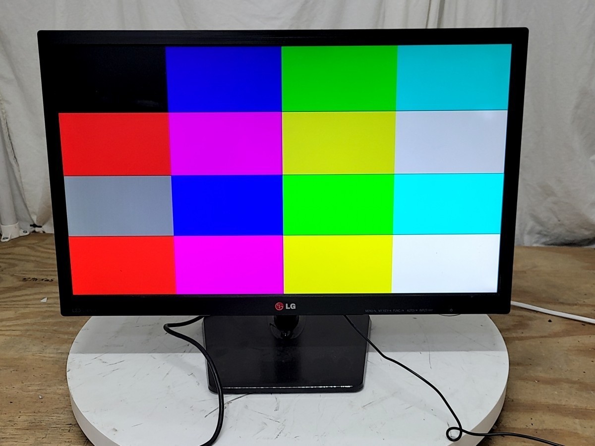LG 24EN33TW-B 24" LCD Monitor VGA DVI GRADE B