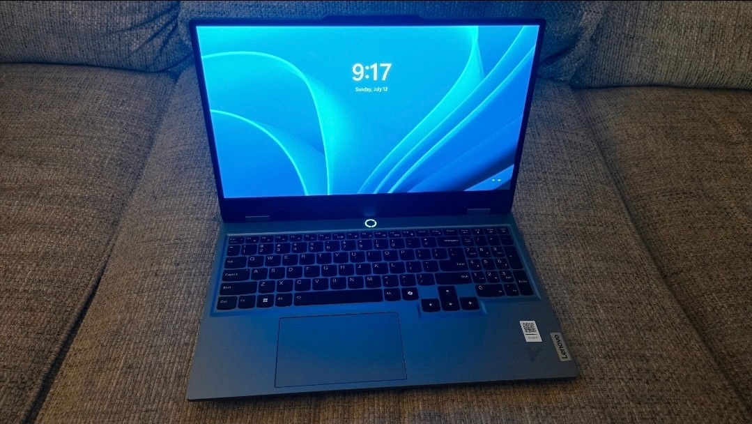 Lenovo LOQ 15IRH8 15.6" (512GB SSD, Intel Core i5 12th Gen., 4.40 GHz, 8GB,...