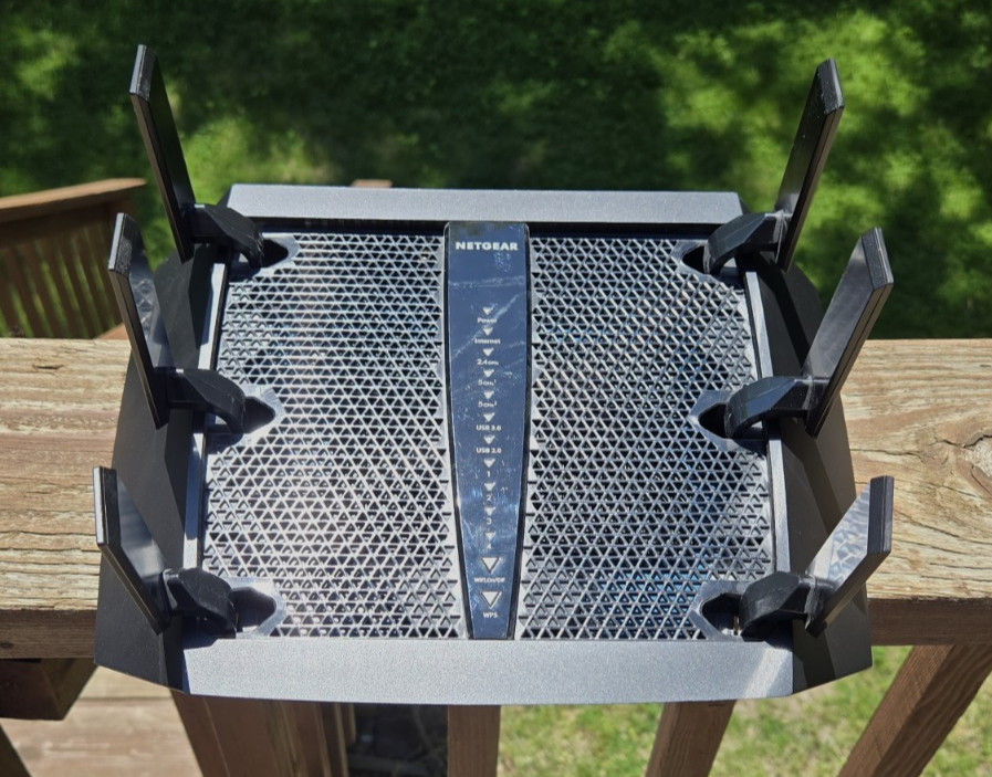 NETGEAR Nighthawk X6 Smart WiFi Router (R8000), AC3200 Tri-Band Wireless Speed✅