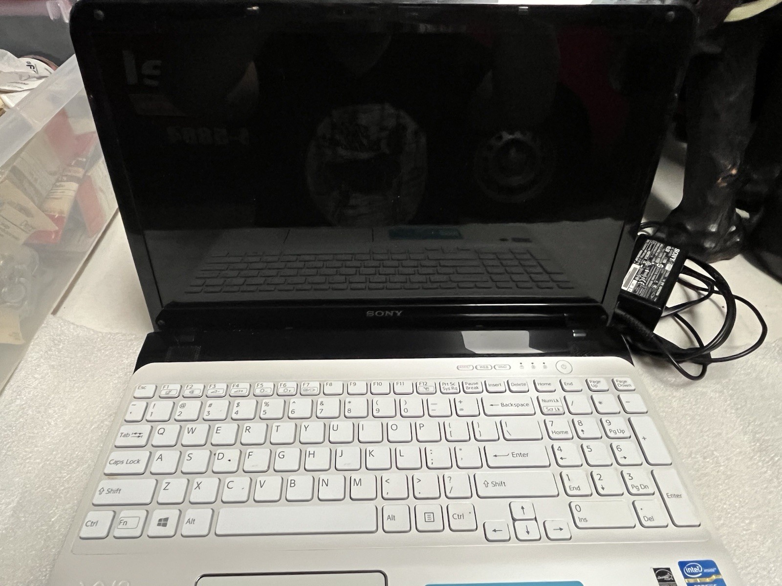 Sony Vaio Laptop SVE151J13L| Intel Core i5 Processor White  Parts Only READ